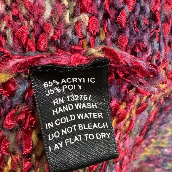 Chic Ruffled Knit Sweater in Multicolor - Picture 14 of 15